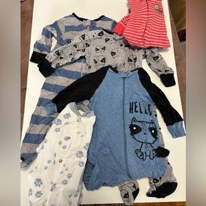 Carters Gerber 5 footie outfits pjs lot 9M